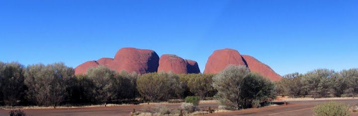 Kata Tjuta Panorama
